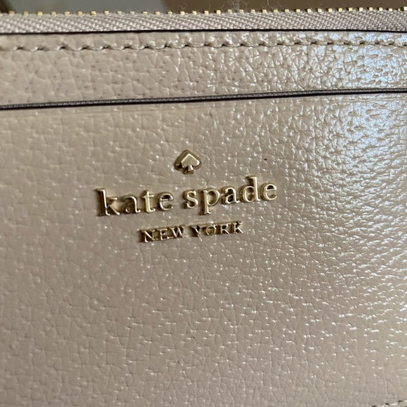 Kate Spade Adi wallet - Picture 3 of 5